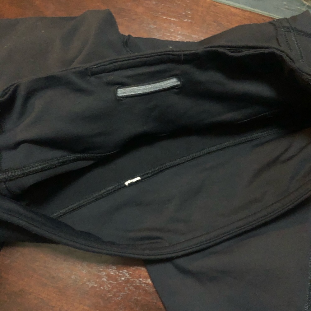 Lululemon - Picture 5 of 5